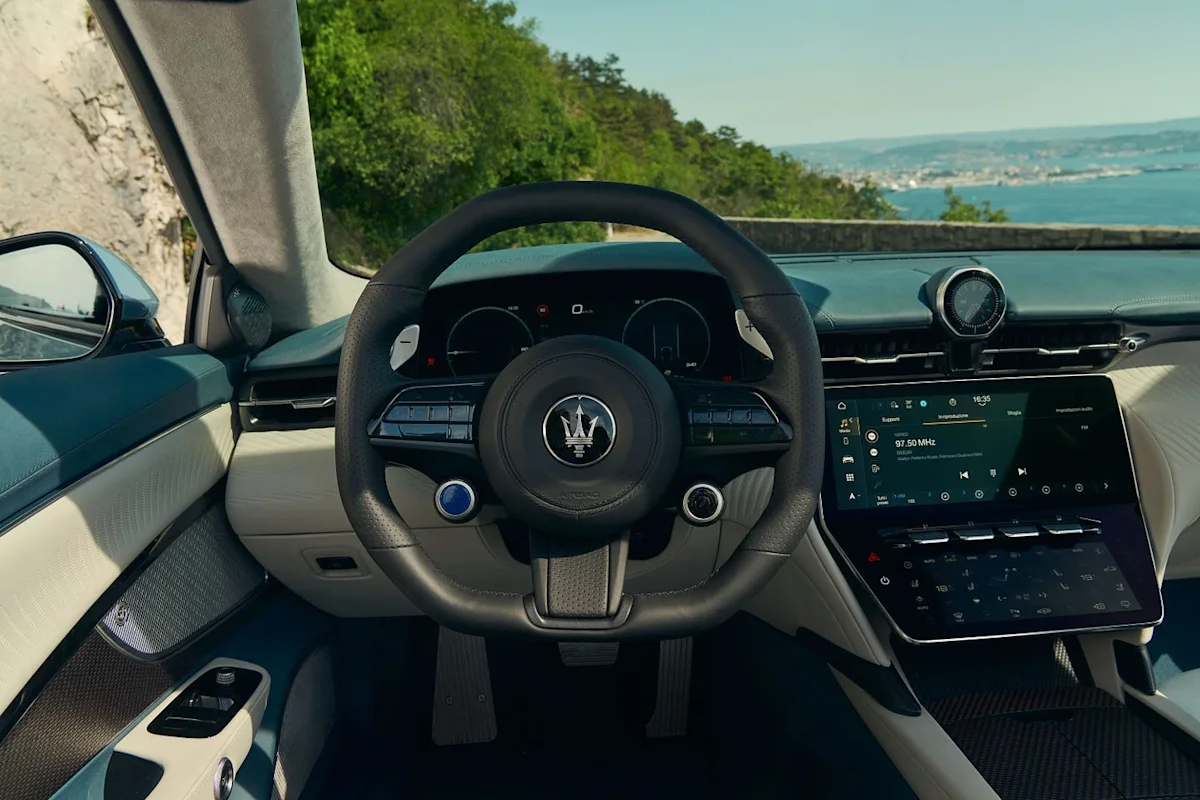 2027 Maserati GranCabrio Folgore interior luxury cabin view