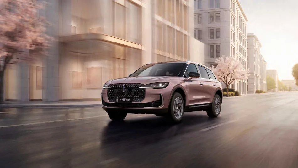 A modern Lincoln SUV showcasing the brand's luxury design and manufacturing shift.