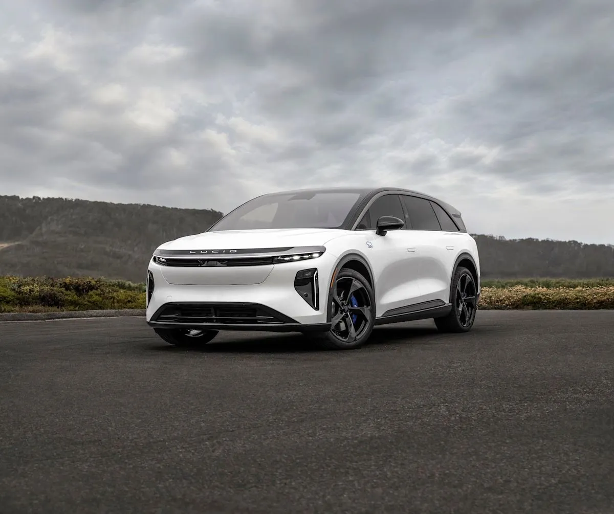 Exterior view of the 2027 Lucid Gravity GT-S electric SUV with blue brake calipers