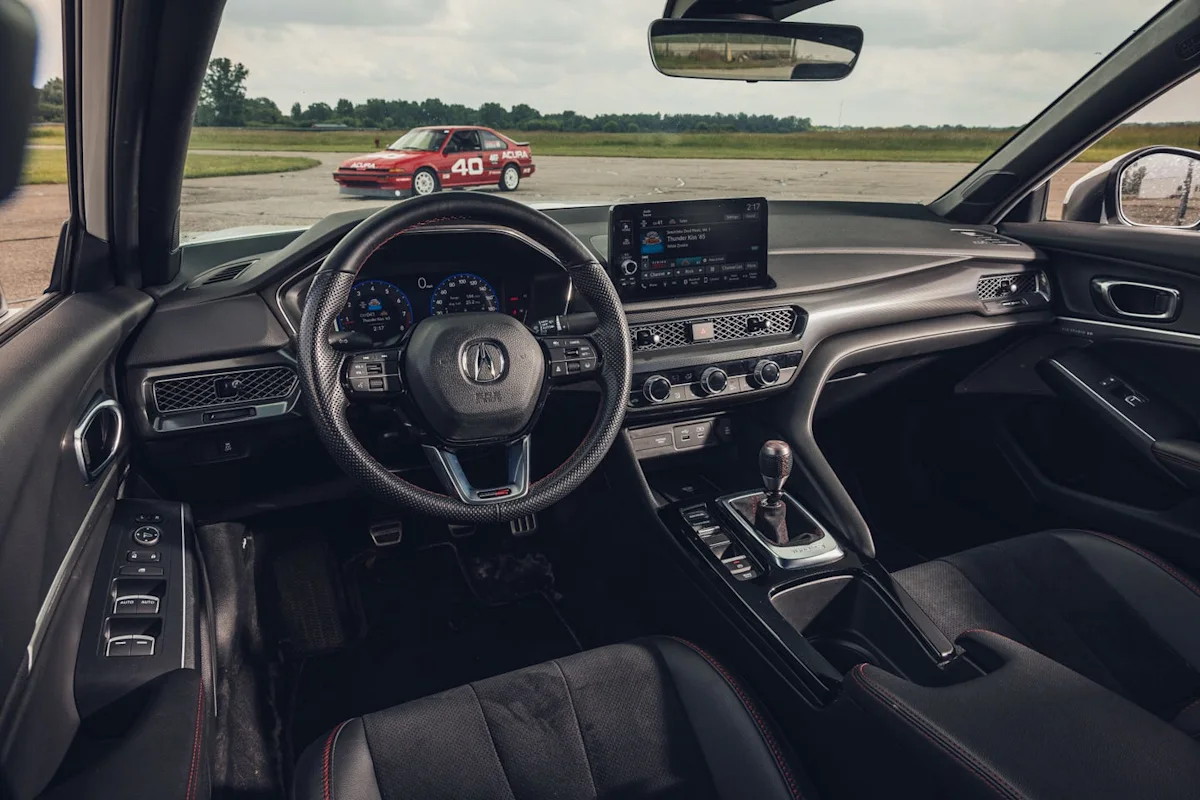 The monochromatic interior cabin of the 2024 Acura Integra Type S
