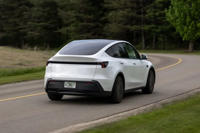Entry level Tesla Model Y electric crossover