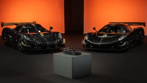 Lego Technic Koenigsegg Sadair's Spear display model and full-scale version