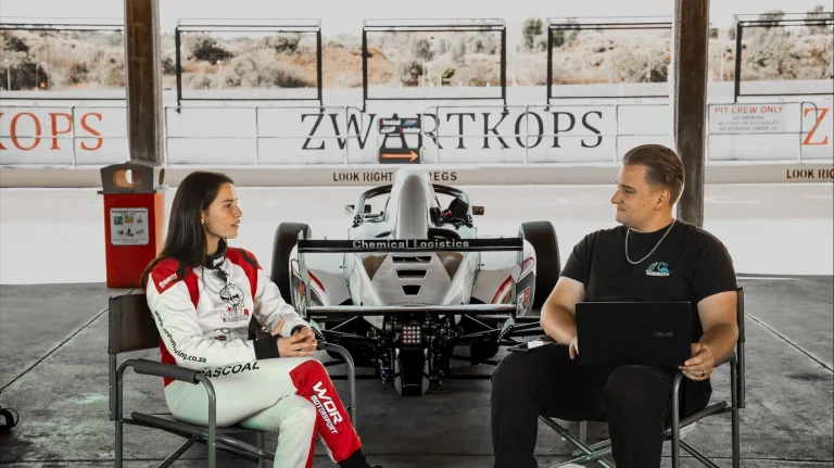 Gianna Pascoal preparing for a single-seater race session