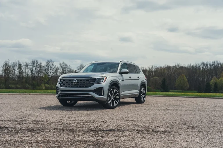 The 2026 Volkswagen Atlas SEL Premium R-Line parked outdoors showcasing its design.