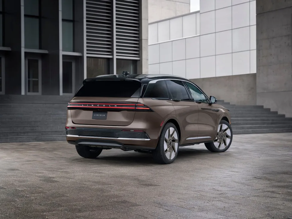 The 2027 Lincoln Nautilus parked on a scenic road
