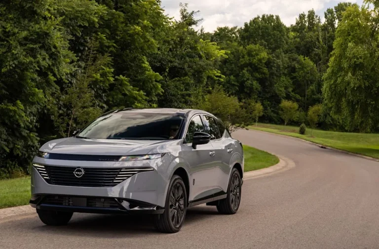 2027 Nissan Murano Drops the Base SV Trim, but the SL Trim Gets