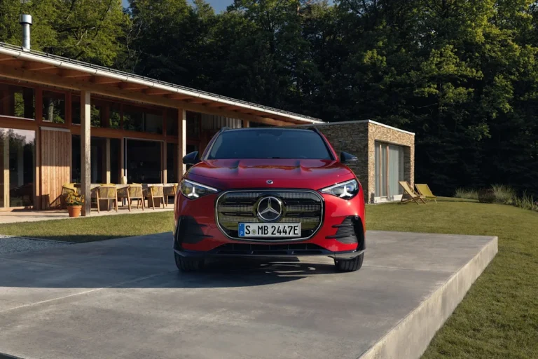 2028 Mercedes-Benz GLA-Class EV exterior view