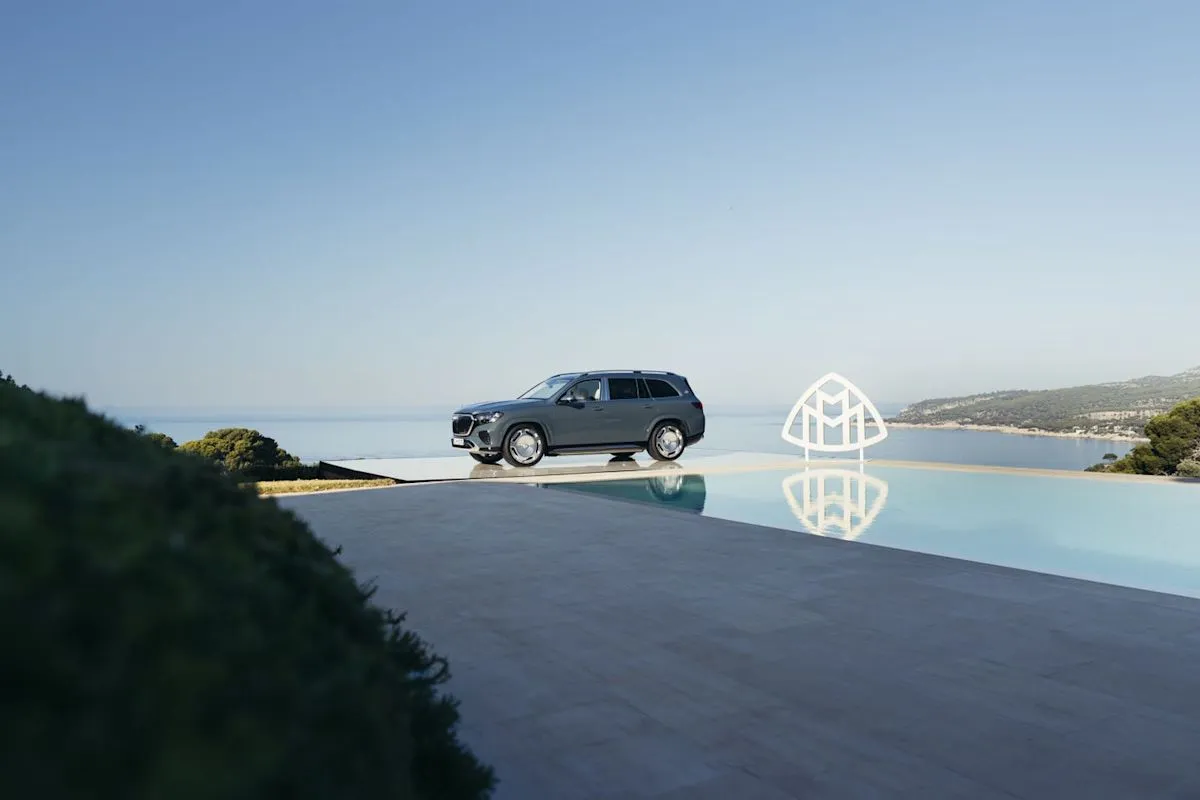 Front exterior view of the 2027 Mercedes-Maybach GLS680 ultra-luxury SUV with illuminated grille.
