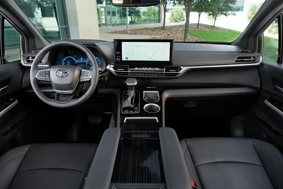 The side profile of a 2026 Toyota Sienna minivan showcasing its modern design